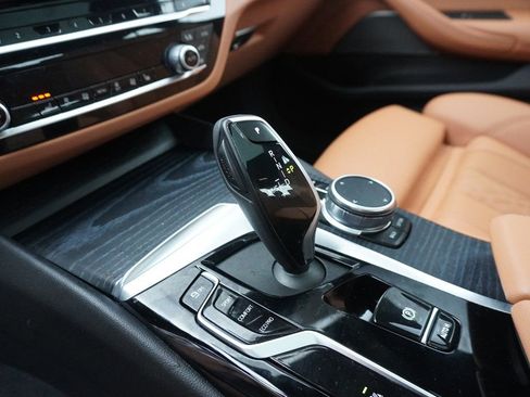 Used 2023 BMW 540i xDrive w/ Premium Package image 67