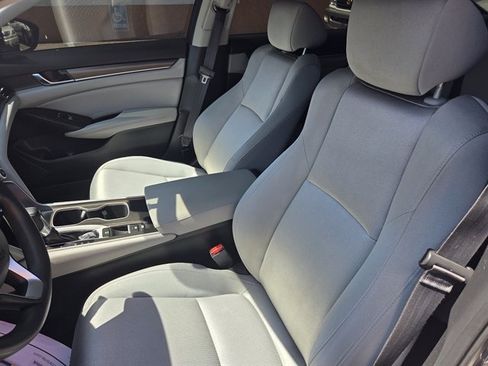 Used 2019 Honda Accord LX image 8