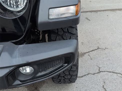 Used 2022 Jeep Wrangler Sport image 11