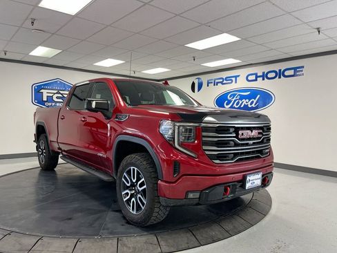 Used 2022 GMC Sierra 1500 AT4 w/ AT4 Premium Package AWD/4WD image 16