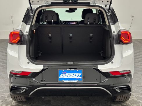 New 2026 Buick Encore GX Sport Touring w/ Advanced Technology Package FWD image 10