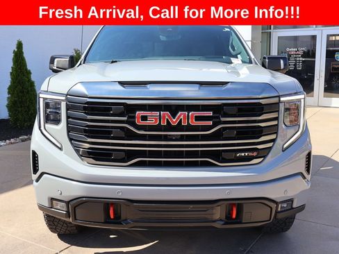 Certified 2024 GMC Sierra 1500 AT4 w/ Technology Package AWD/4WD image 2