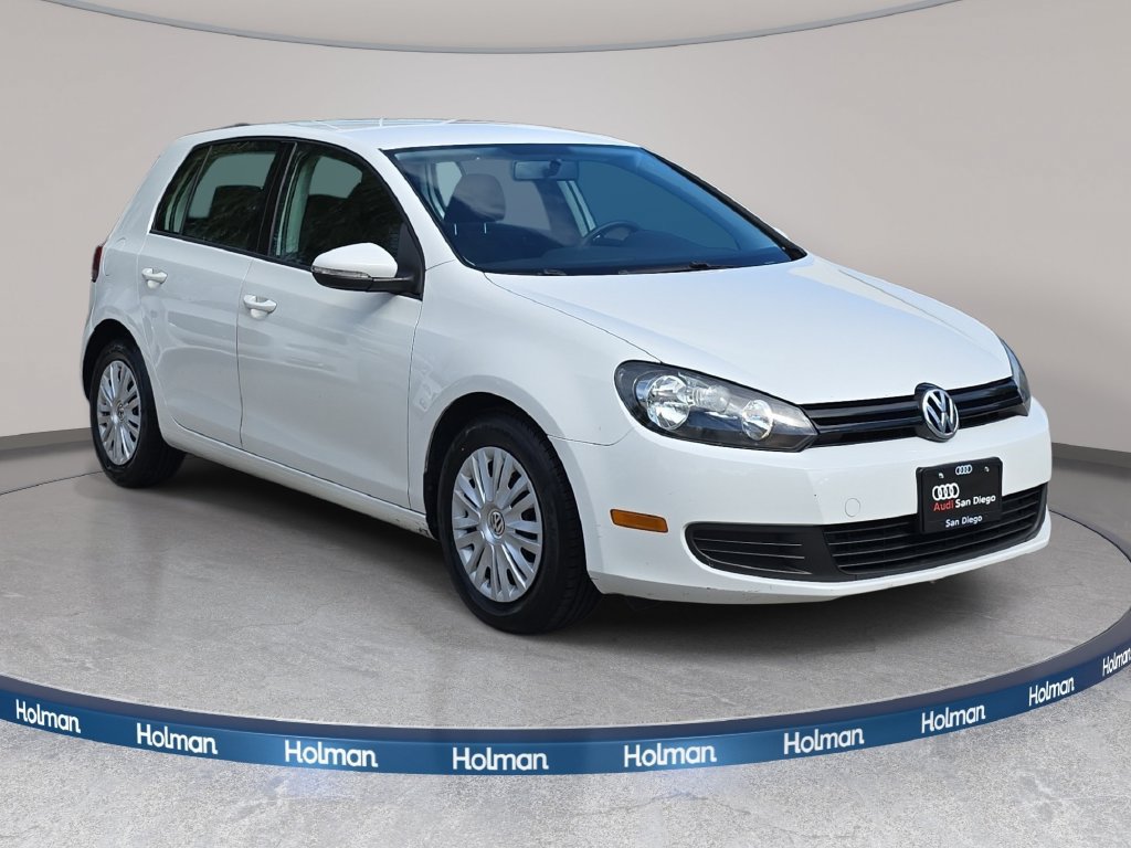 Used 2013 Volkswagen Golf 4-Door FWD image 4