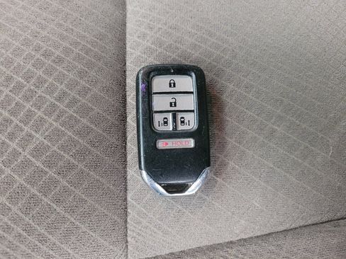 Used 2016 Honda Odyssey SE image 32