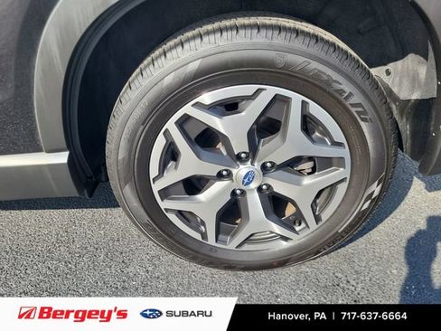Certified 2024 Subaru Forester Premium AWD/4WD image 20