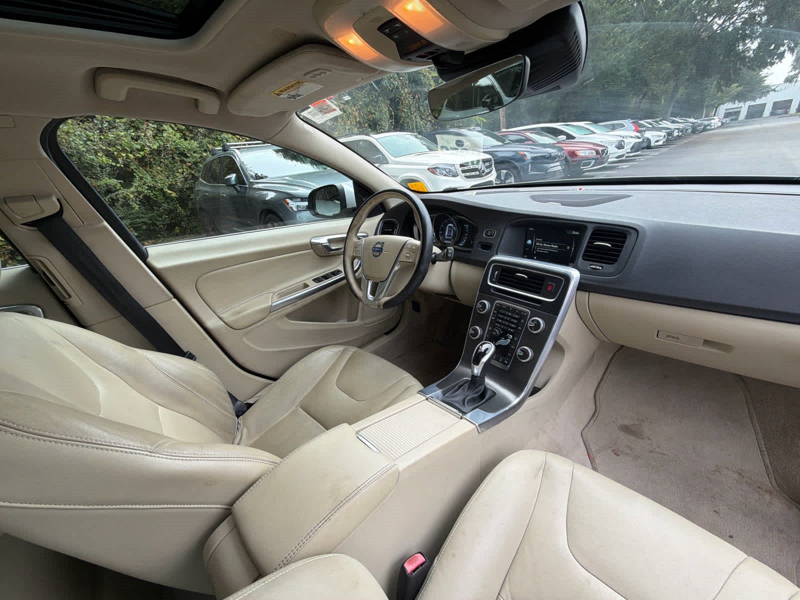 Used 2016 Volvo V60 T5 Platinum FWD image 19
