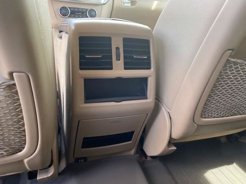 Used 2013 Mercedes-Benz ML 350 4MATIC image 41