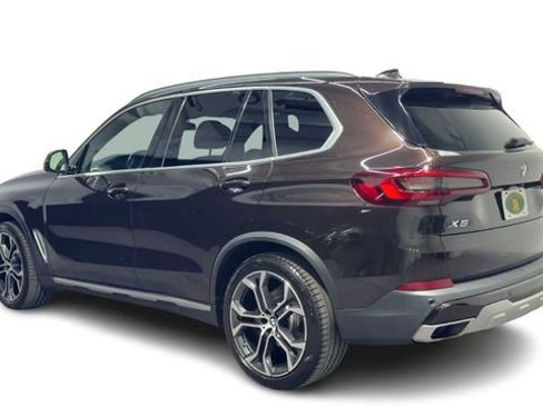 Used 2021 BMW X5 sDrive40i w/ Premium Package RWD image 4