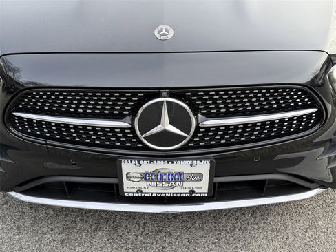 Used 2023 Mercedes-Benz E 350 Sedan w/ Premium Package image 37