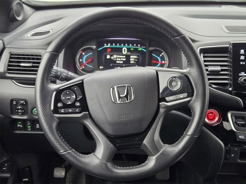 Used 2019 Honda Passport Touring image 14