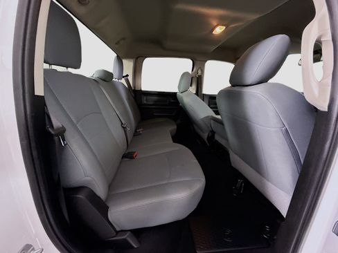 Used 2020 RAM 1500 Tradesman w/ Chrome Plus Package RWD image 26