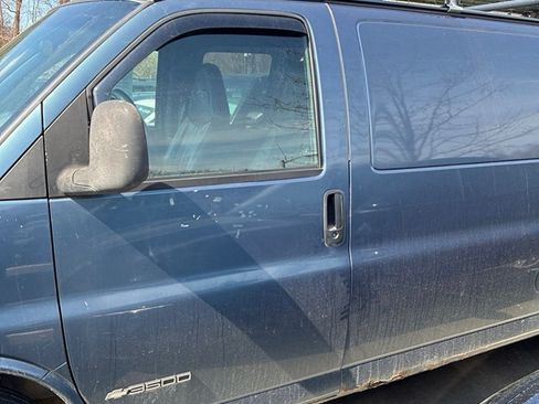 Used 1999 Chevrolet Express 3500 Extended RWD image 4