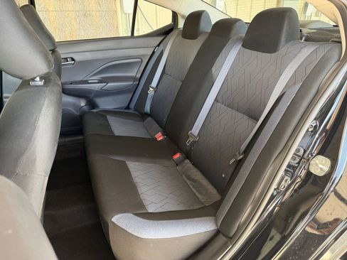 Used 2025 Nissan Versa SV FWD image 36
