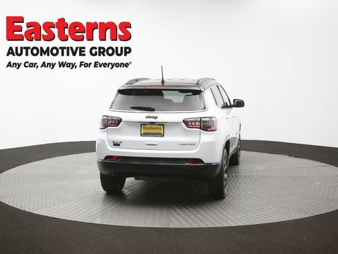 Used 2025 Jeep Compass Limited AWD/4WD image 38