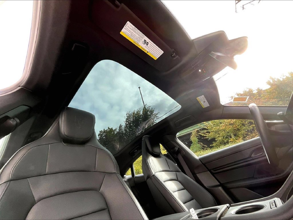 Certified 2024 Porsche Taycan RWD image 27