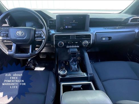 Used 2025 Toyota Tacoma SR5 AWD/4WD image 19
