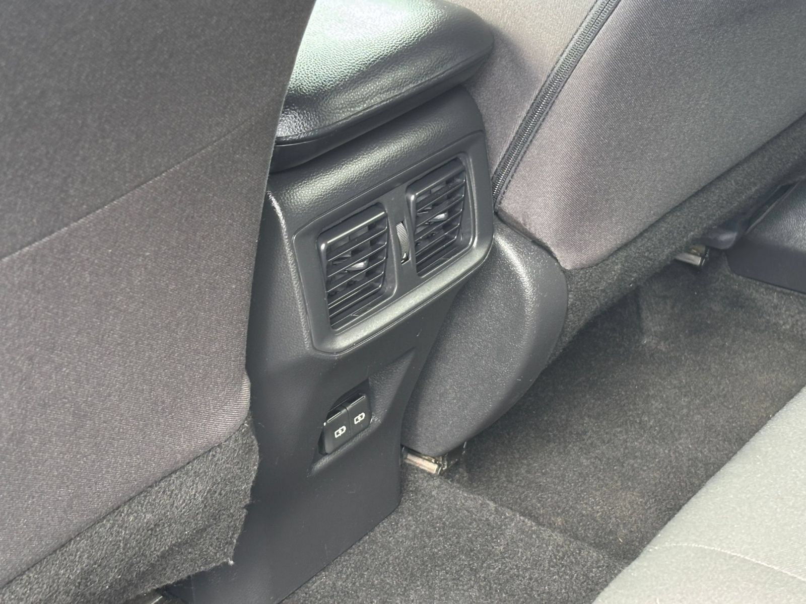 Used 2024 Toyota RAV4 XLE w/ Convenience Package AWD/4WD image 24