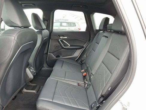 Used 2025 BMW X1 xDrive28i AWD/4WD image 10