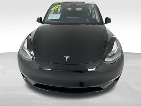 Used 2021 Tesla Model Y Performance image 8