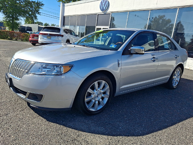 Used 2012 Lincoln MKZ FWD image 3