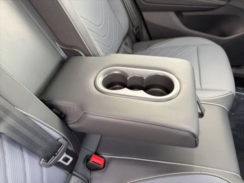 New 2026 Volkswagen Tiguan SE AWD/4WD image 45