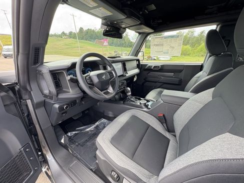 New 2025 Ford Bronco 2-Door image 21