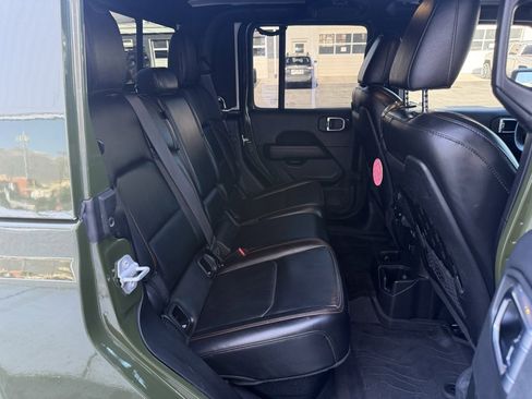 Used 2022 Jeep Gladiator Mojave w/ LED Lighting Group image 17