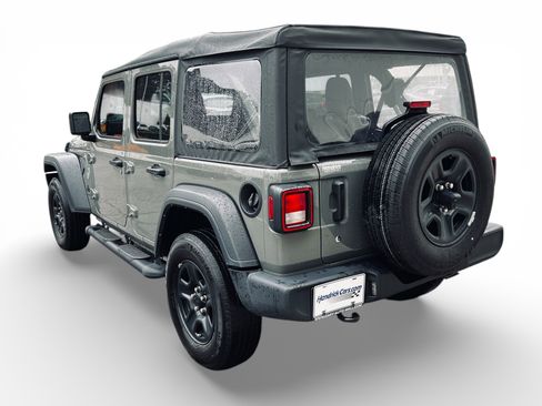 Used 2023 Jeep Wrangler Sport image 8