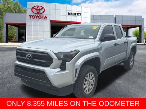 Used 2025 Toyota Tacoma SR RWD image 3