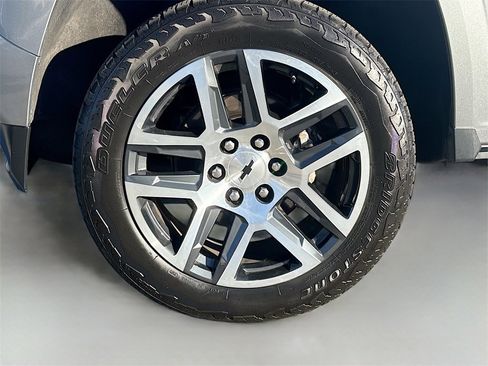 Used 2023 Chevrolet Colorado Z71 w/ Z71 Convenience Package 2 image 30