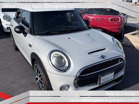 Used 2017 MINI Cooper S FWD image 3