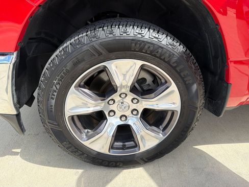 Used 2024 RAM 1500 Laramie RWD image 12