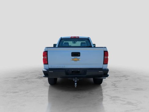 Used 2018 Chevrolet Silverado 1500 W/T w/ Trailering Package AWD/4WD image 7