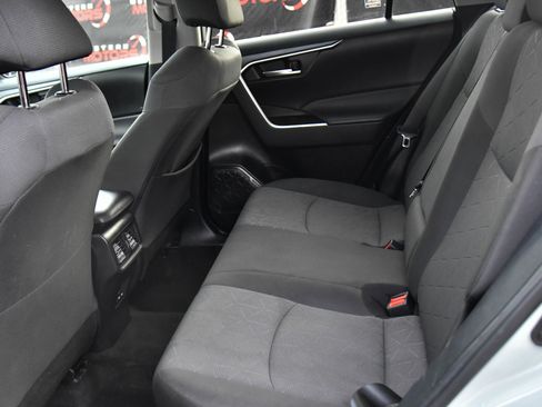 Used 2023 Toyota RAV4 XLE image 37