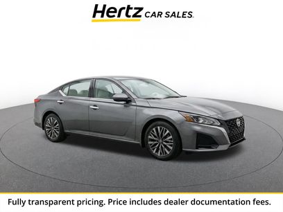 Used 2025 Nissan Altima 2.5 SV