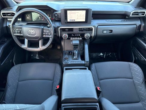 Used 2025 Toyota Tacoma SR image 16
