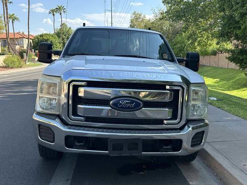 Used 2013 Ford F250 XLT w/ XLT Interior Pkg RWD image 3