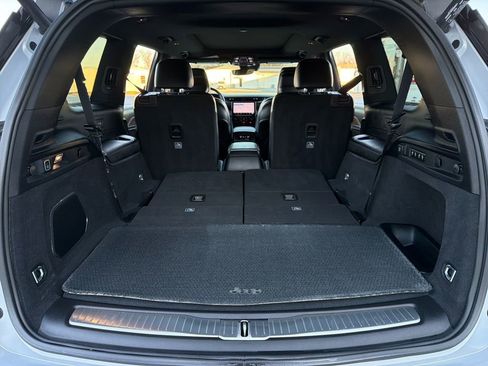 Used 2023 Jeep Grand Cherokee L Summit image 37