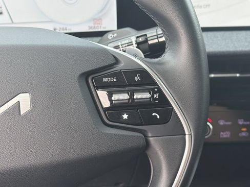Used 2023 Kia EV6 Wind w/ Wind Technology Package RWD image 28
