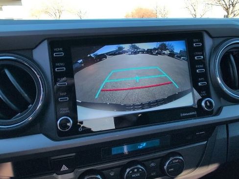 Used 2023 Toyota Tacoma TRD Sport image 18