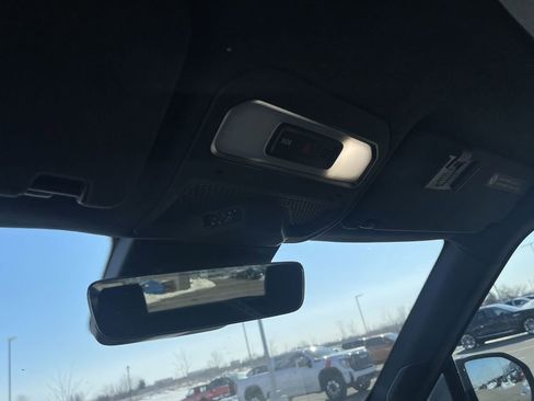 Used 2022 Rivian R1T Launch Edition image 17