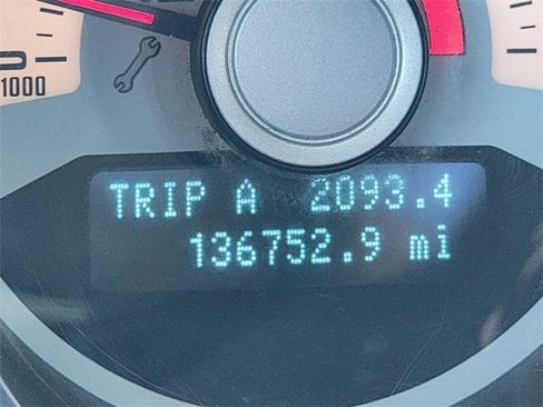 Used 2012 Ford Mustang Premium image 29