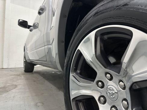 Used 2022 RAM 1500 Laramie image 9