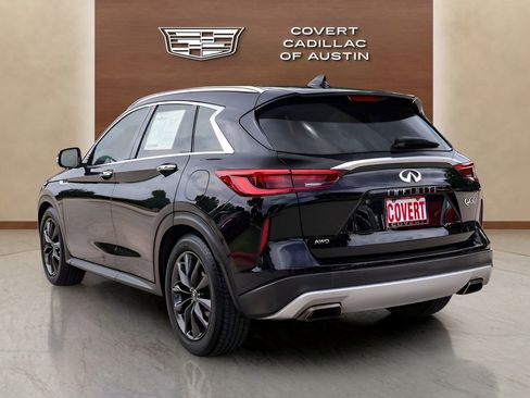 Used 2019 INFINITI QX50 Luxe w/ Navigation Package AWD/4WD image 3