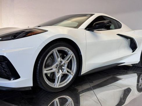 Used 2023 Chevrolet Corvette 3LT w/ Z51 Performance Package image 19