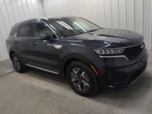 Used 2021 Kia Sorento S FWD image 11