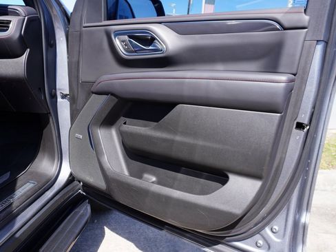 Used 2021 Chevrolet Tahoe RST w/ Luxury Package image 28