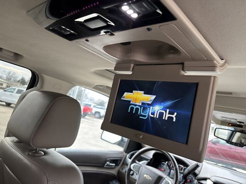 Used 2015 Chevrolet Suburban LTZ image 13