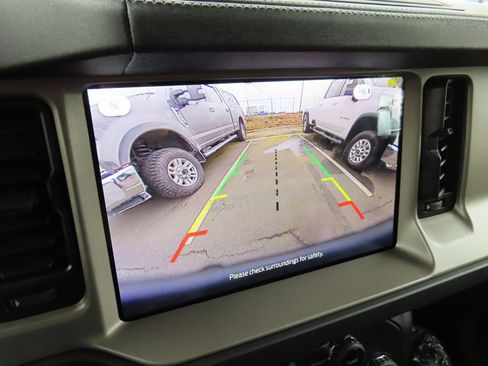 New 2025 Ford Bronco Outer Banks image 14