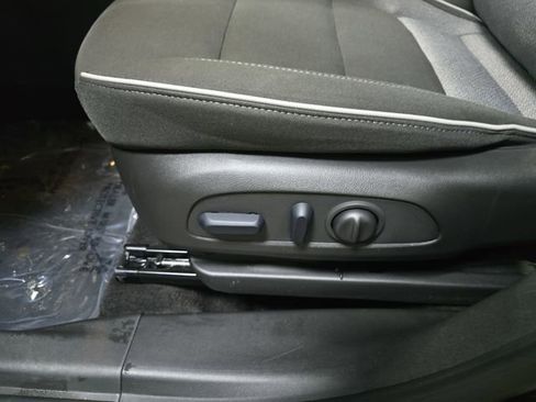 Used 2023 Chevrolet TrailBlazer LT image 27